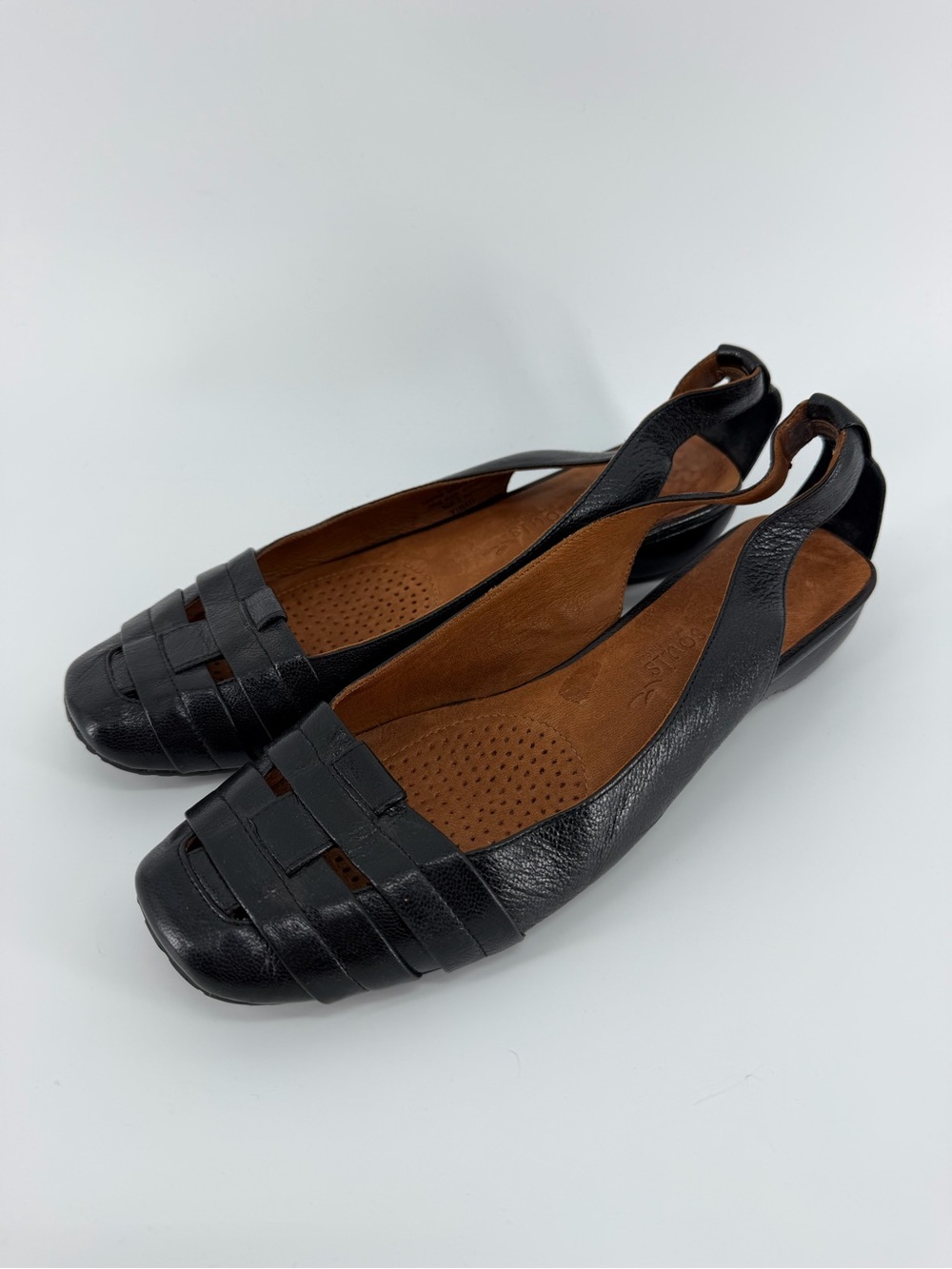 Gentle Souls "It's So Fun" Black Leather Woven Slingback Flats, Women's 9